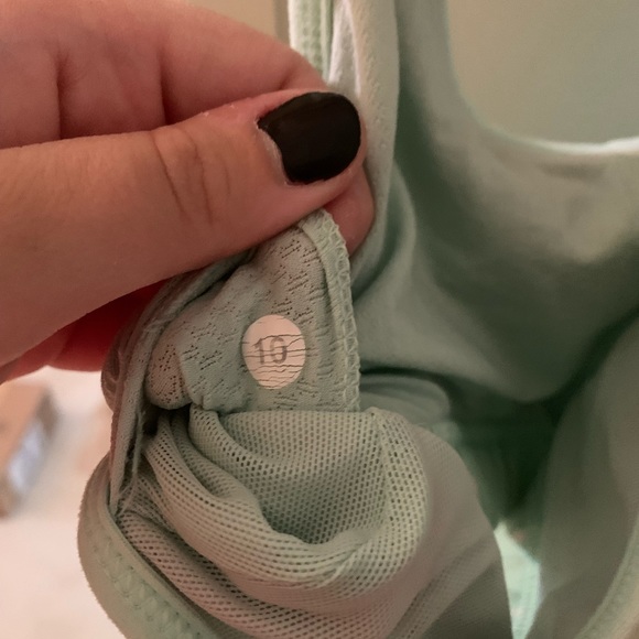 Lululemon tank with built in bra - Picture 4 of 4